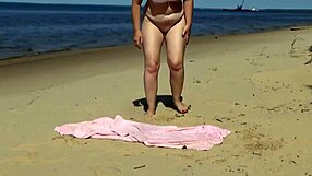Funny beach day turns into banging a juicy milf by the shore