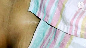 Indian desi mom contrasts hard fucking with neighbor boys