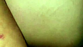 es imposible no follar el rico culo caliente de tu prima