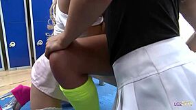 Blonde Lesbians With Big Tits Finger And Dive Into Pussy In Threesome