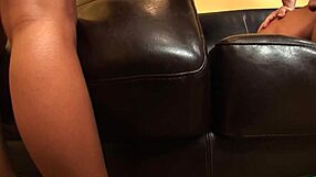 Heiβe Sklavin Wird Angespuckt Geschlagen Und Zerstört