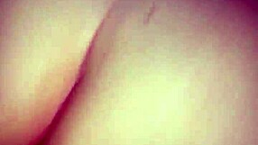 Latina with big booty has a casual chat with a friend.