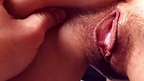 哇，室友Eva Myst的毛逼双重高潮内射，4K POV！