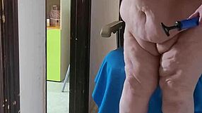 Wow, Coolmarina discovers a new instrument for hard fucking!