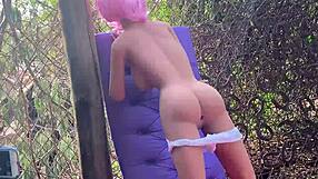 Kongkek Punggung Pirang Lagi Guna Mainan Seks