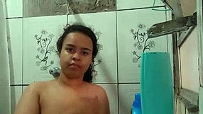 Gostosa Latina Brunette Showers, Exposing Her Wet Pussy And Big Ass