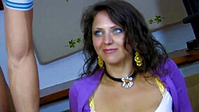 Roleplay amateurs turning sexdoll into wild homeporn fun?