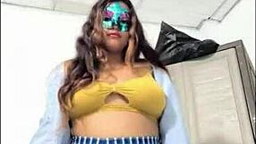 im so horny, no classes today, boyfriend's coming to fuck me tonight