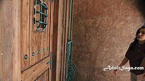 Summer Col i Chanel Camryn isporučuju pičke sa strap-on kurcem i potvrdom 😏