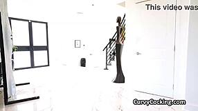 Sloppy blowjob leads to squirting!