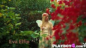 Eva Elfie Shows Stunning Body!