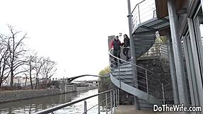 ジョクリーヌ・ブラックが寝取られ夫にBBC中出しクンニ強要、巨根アナル激セックス後