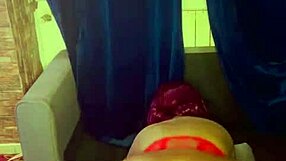 Sundaydogood614 shows her shaved pussy homemade