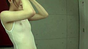 В жаркой сцене сексуальная Моэ Сакура делает минет без цензуры, топ JAV экшн