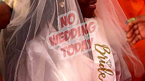 Pengantin hamil bongkok untuk doggy