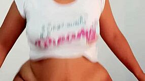 Mi Hermanastra Chupa Y Se Monta Hasta Sacarme La Leche