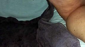 velvet rain 23 squirting severely with intense toy fucking