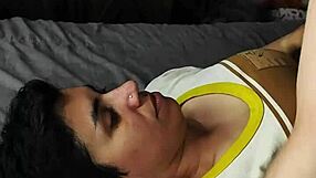 Passionate Quickie Facial With Brunette In Bed Feels Intense