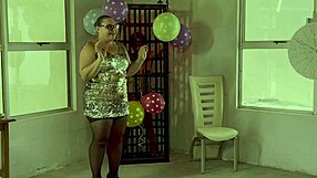 Ebonymeesteres April domineert spelshow