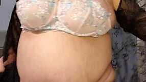 Nonton Becca Lepas Baju dan Colmek Pakai Dildo