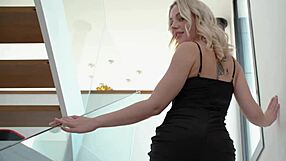 i'm angie lynx getting wet for deepthroat and anal doggystyle