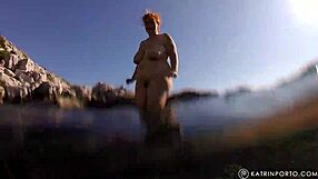 omg, bbw with hairy bush naked at beach! 🏖️