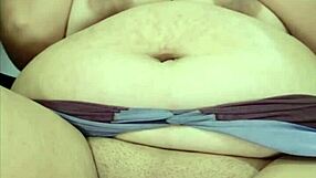 Big pussy bbw uses big toy for intense play