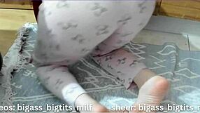 hey, wanna see pajama doggy while cleaning with pussy fingering?
