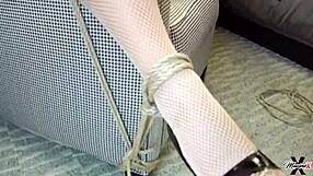 CANADIAN ORABELLA SQUIRTS WITH TOYS!