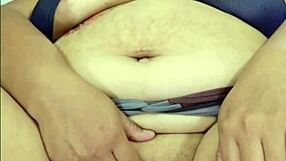 Big pussy bbw uses big toy for intense play