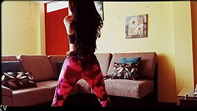 Peruvian Pilar Gasca Moves Her Ass Seductively