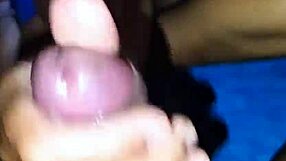 Oh man, my sekretaris baru has to ngocokin my kontol first!