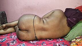 muslim mom at massage shop, masseur sliding his dick 😏