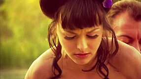 yo cytherea, getting slammed hard in that canoe, huh?