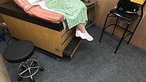 Scarlett Johnson Consults on Big Tits in Medical Fetish Part 1