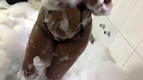 Morena Shows Big Pussy Lips in Sensual Foam Bath Experience