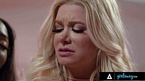 Hey, Ana Foxxx surprises her bestie with a dildo! 😍