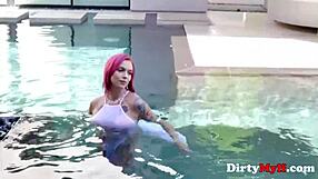 Redhead Milf Anna Bell Peaks Hates Orders but Loves Hardcore Action