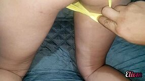 Заварен син дава на заварена майка дълбок масаж и свършва в големите й естествени цици. Домашна реалност с зряла голям задник крем пай.