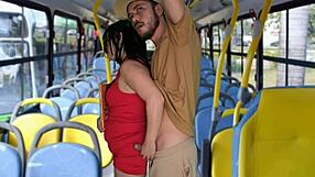 Estudante Encoxada E Fodida Dentro Do Ônibus Em Público Com Big Ass