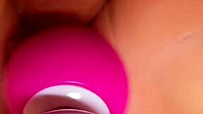 Encontrei Amigo Na Praia E Fomos Fuder No Flat Dele Ele Deixou Minha Raba Roxa De Tanto Tapa E Minha Buceta Cheia De Leite Dentro - Completo No Cassiflix