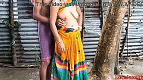 Raini, let's have outdoor sex, Bengali Boudi, says the video by localsex31