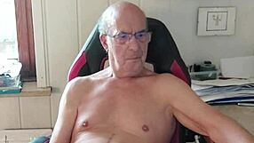 Norbertww Strokes Big Cock Live on Chaturbate Cam Apr 2025