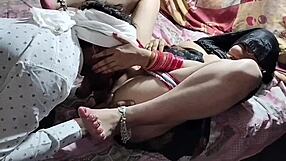 Beautiful Indian Bhabhi Pisses In Black Saree On Ranch