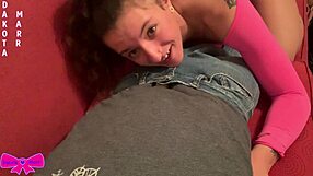 POV: Pokvarjena plesalka Dakota Marr na zasebnem plesu za divje fafanje in jebanje