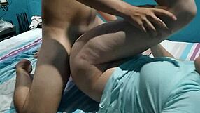 Latina amateur reaches orgasm from big cock