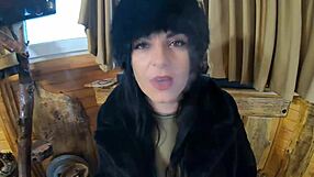 Milfycalla's Deep Blowjob in Fur Coat and Shiny Boots