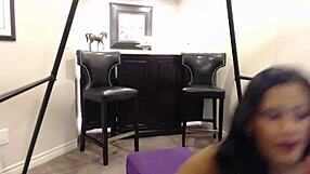 Maxine X Looks Good In Red