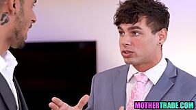 새엄마들 결혼 전에 아들들에게 섹스 가르치다!