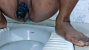 Outdoor sissy piškanje kompilacija s popolno ponižanostjo.